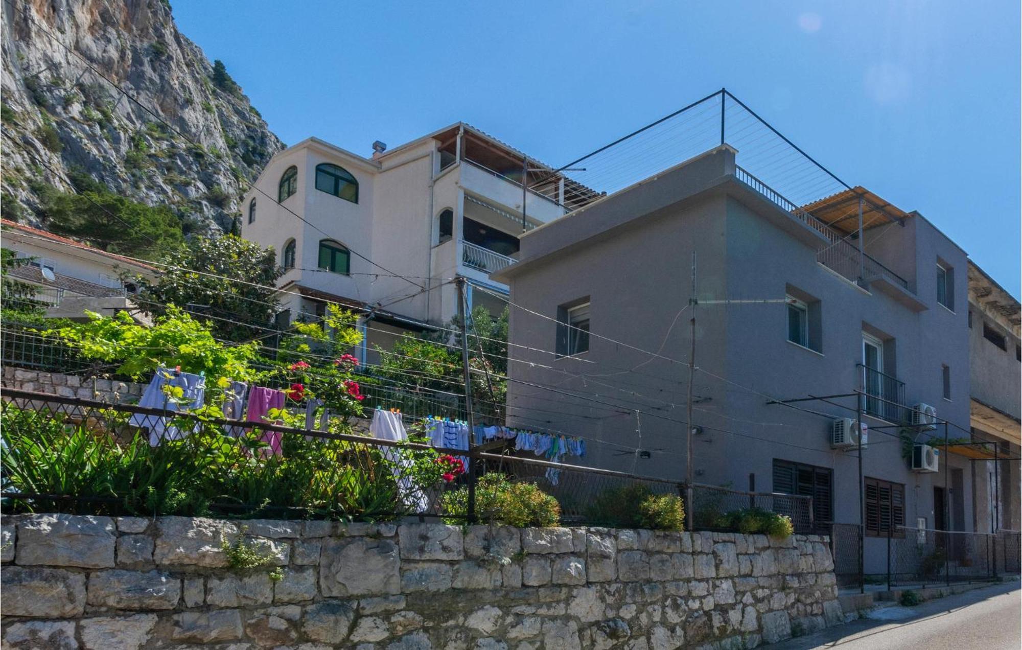 Gorgeous Apartment In Omis With Kitchen Dış mekan fotoğraf