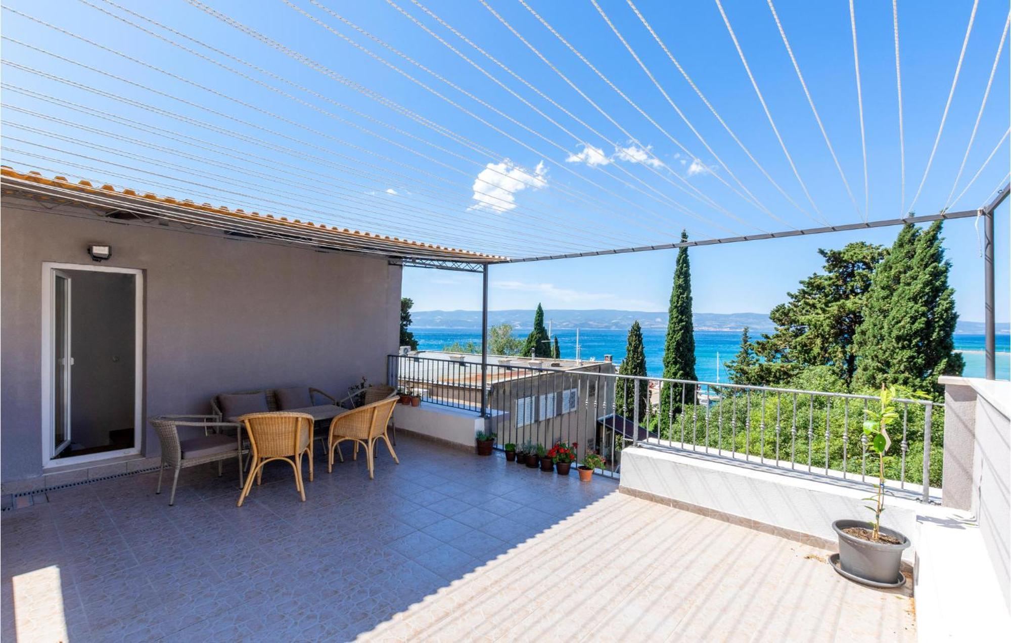 Gorgeous Apartment In Omis With Kitchen Dış mekan fotoğraf